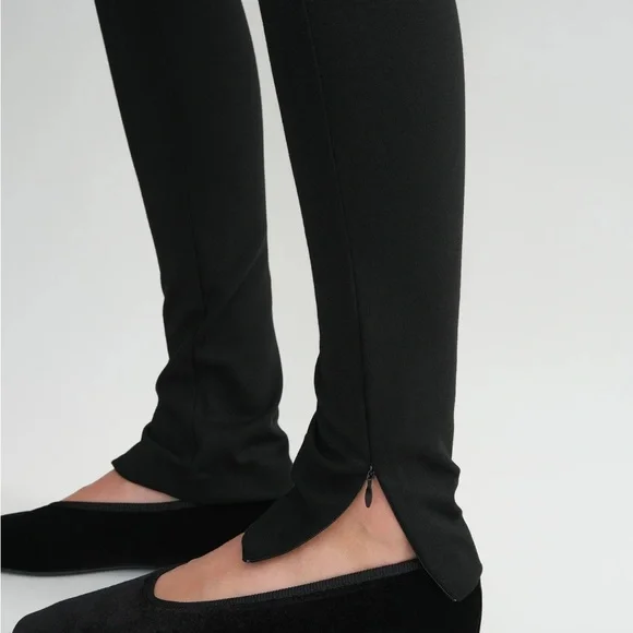 Toteme Black Zip leggings Pants with Ankle Zipper - Picture 1 of 11